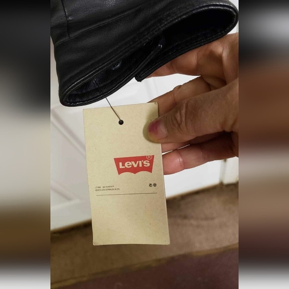 Nwt Levi's Women's Sherpa Faux Leather Trucker Jacket Size S - Picture 5 of 6